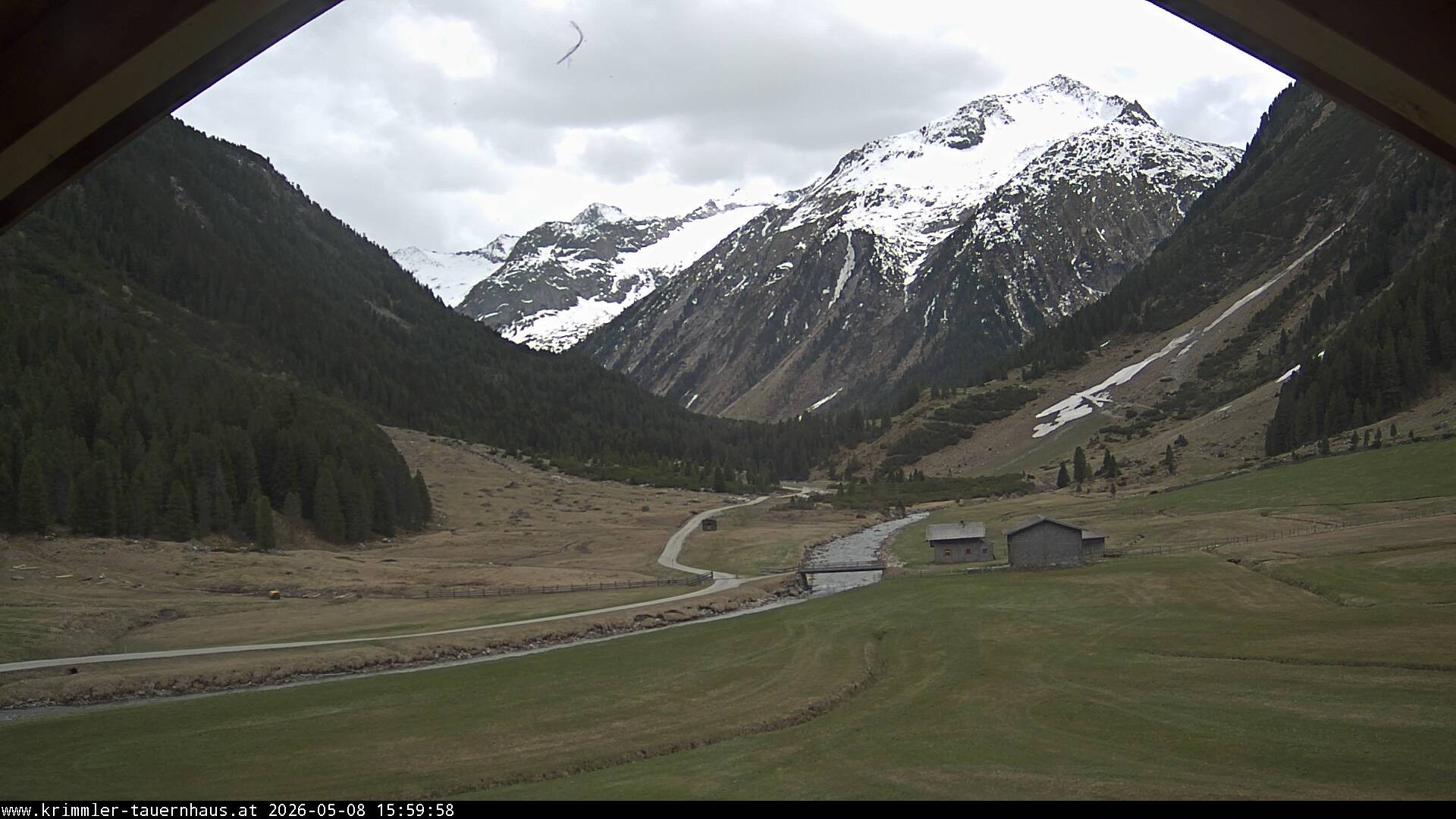 Archiv Foto Webcam Krimmler Tauernhaus Süd (1.622 Meter)