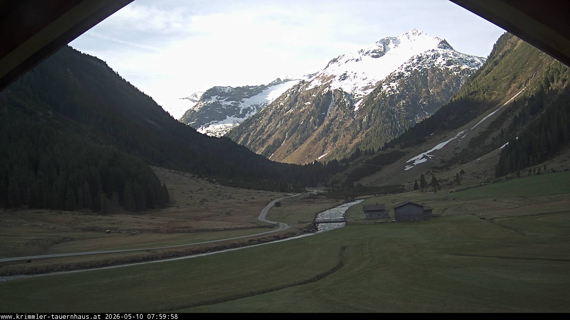 Archiv Foto Webcam Krimmler Tauernhaus Süd (1.622 Meter)