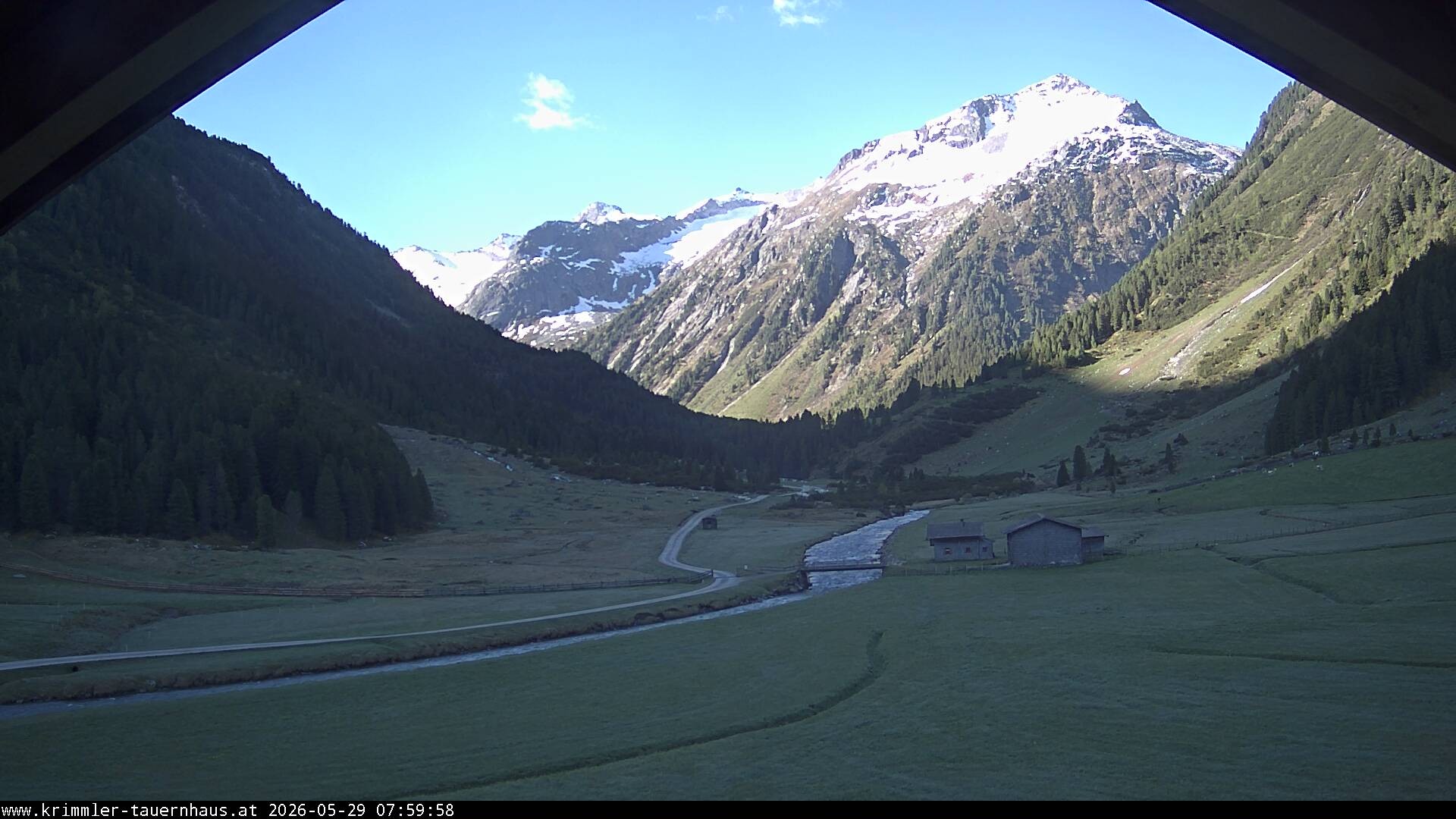 Archiv Foto Webcam Krimmler Tauernhaus Süd (1.622 Meter)
