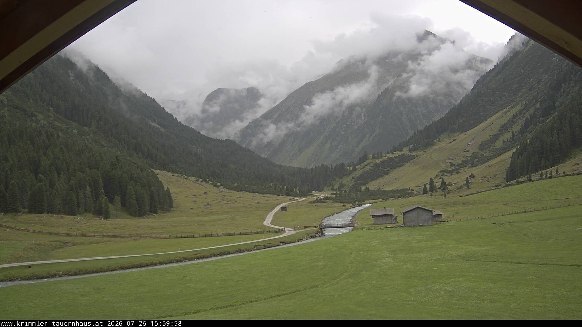 Archiv Foto Webcam Krimmler Tauernhaus Süd (1.622 Meter)