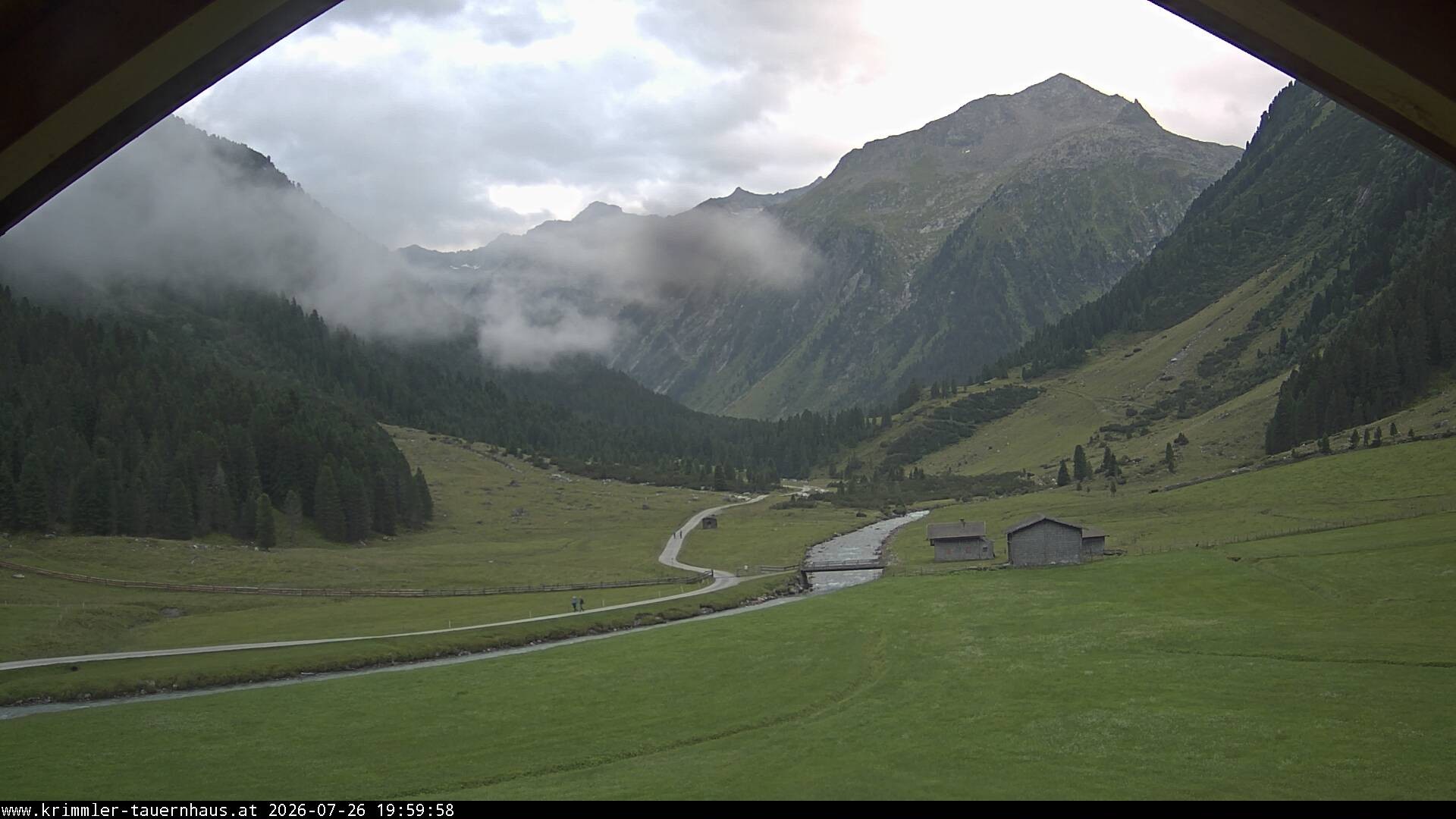 Archiv Foto Webcam Krimmler Tauernhaus Süd (1.622 Meter)