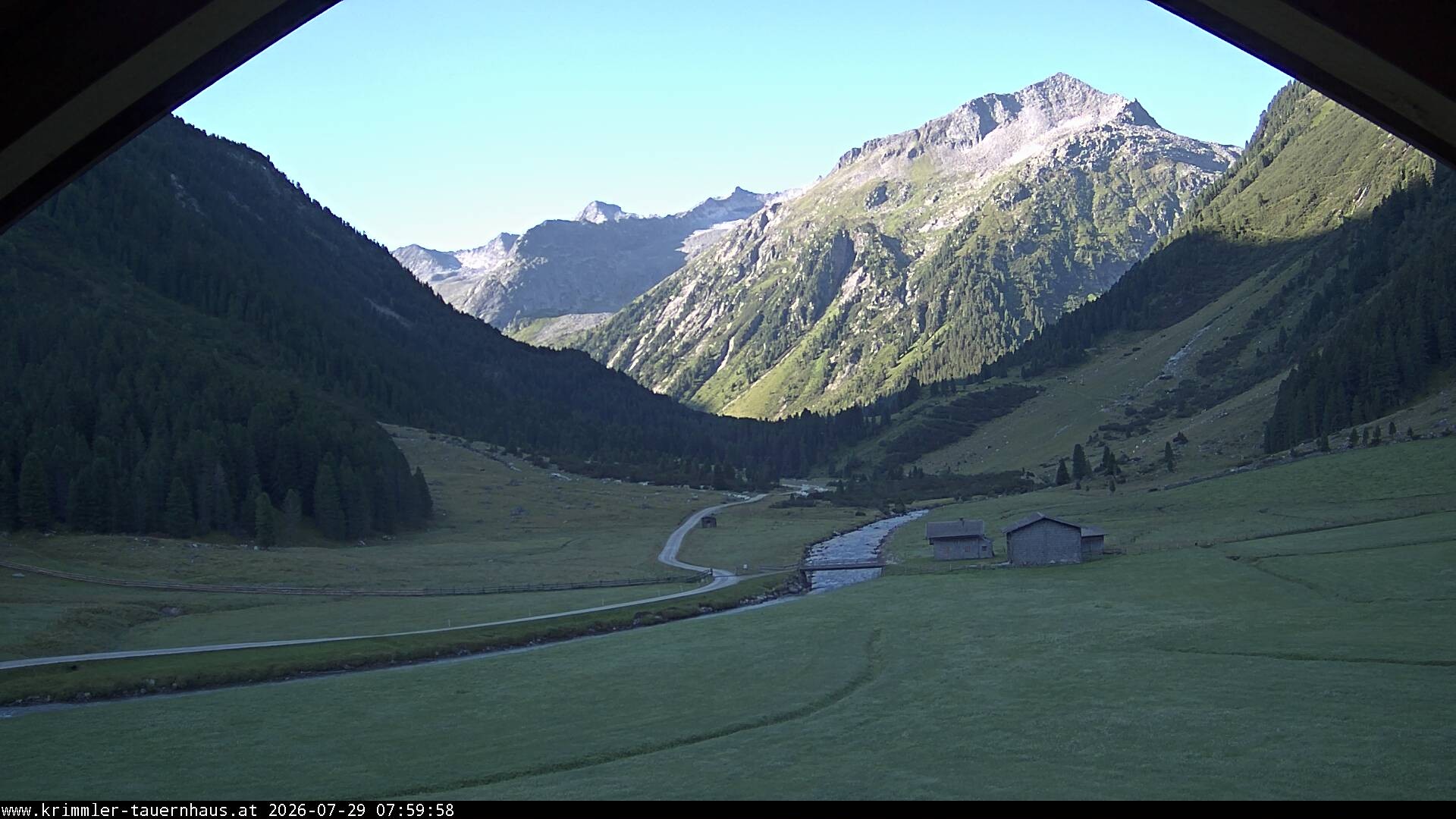 Archiv Foto Webcam Krimmler Tauernhaus Süd (1.622 Meter)
