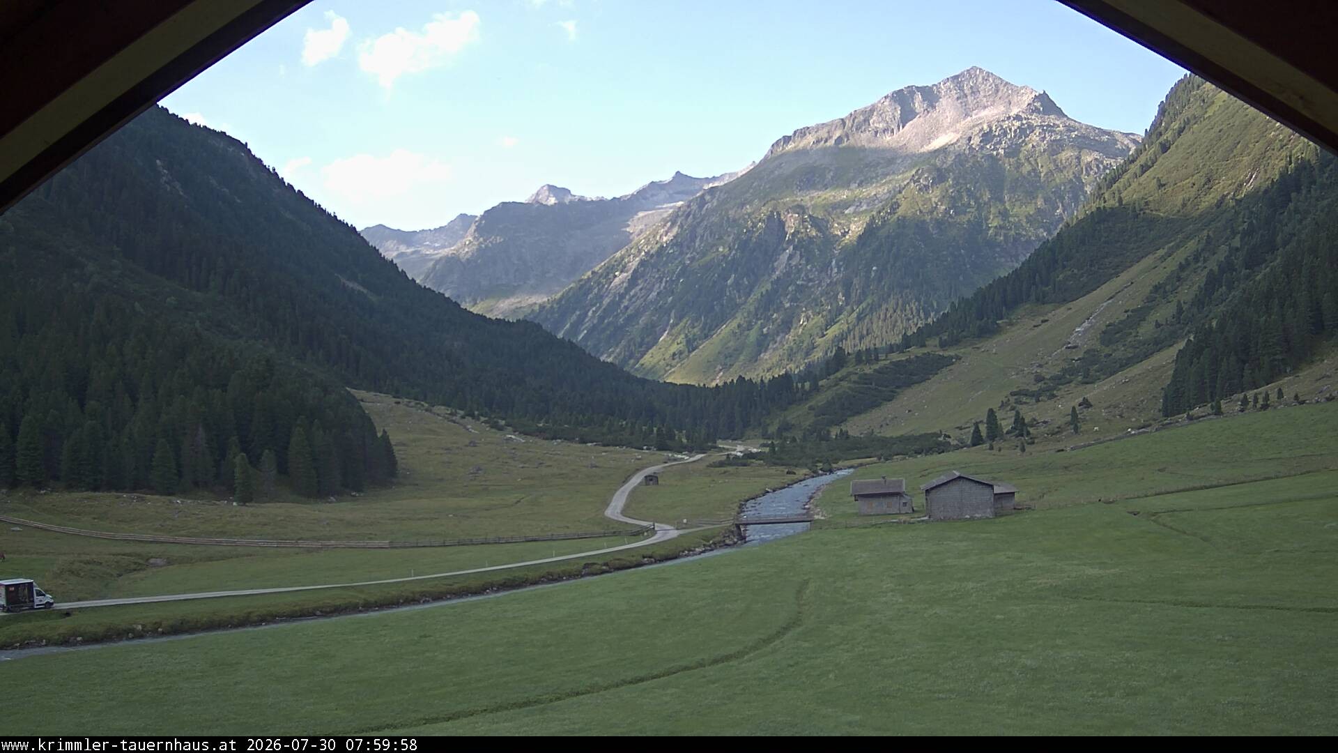 Archiv Foto Webcam Krimmler Tauernhaus Süd (1.622 Meter)