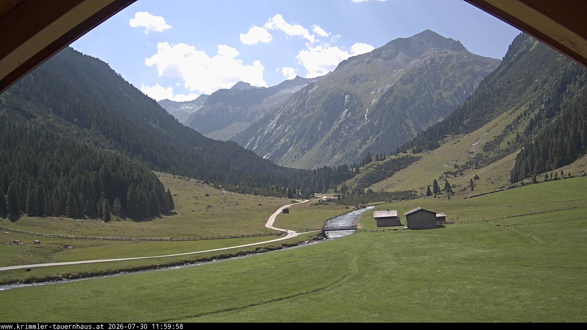 Archiv Foto Webcam Krimmler Tauernhaus Süd (1.622 Meter)
