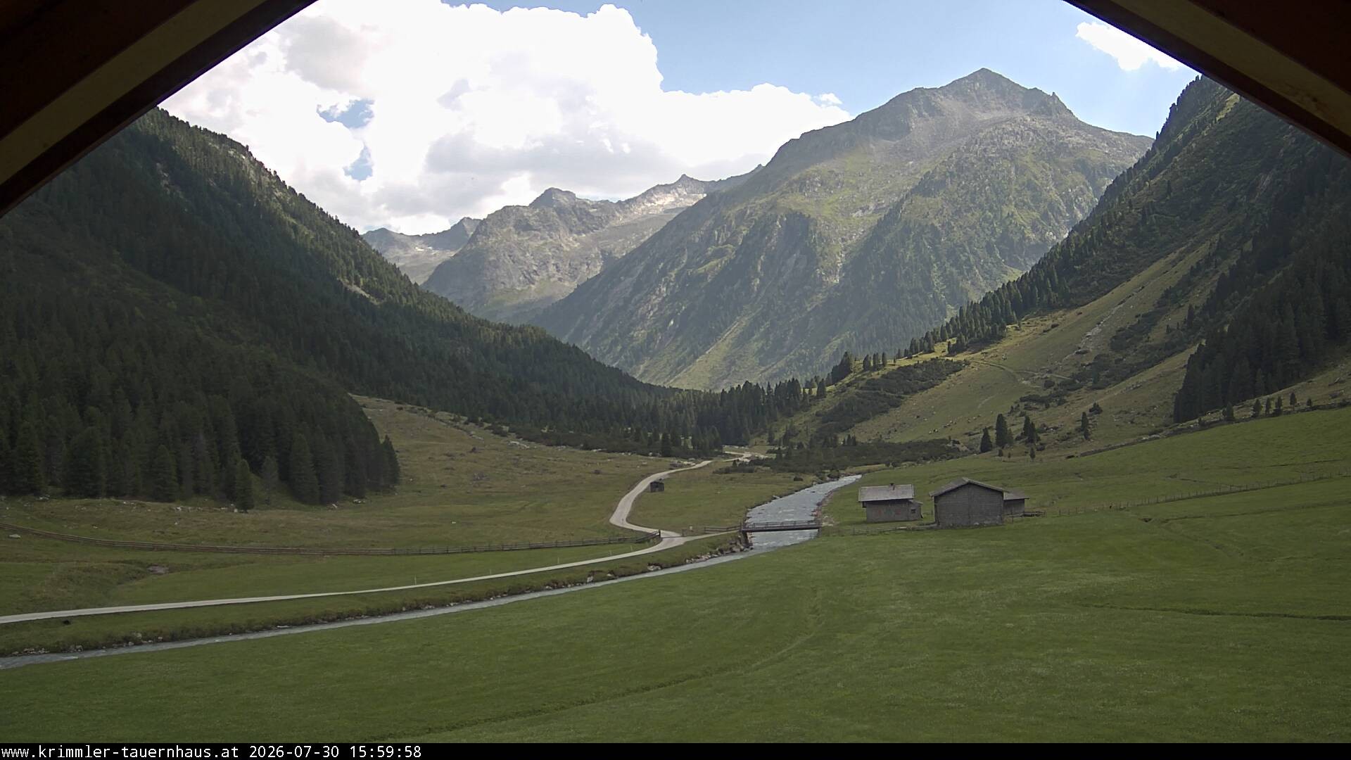 Archiv Foto Webcam Krimmler Tauernhaus Süd (1.622 Meter)
