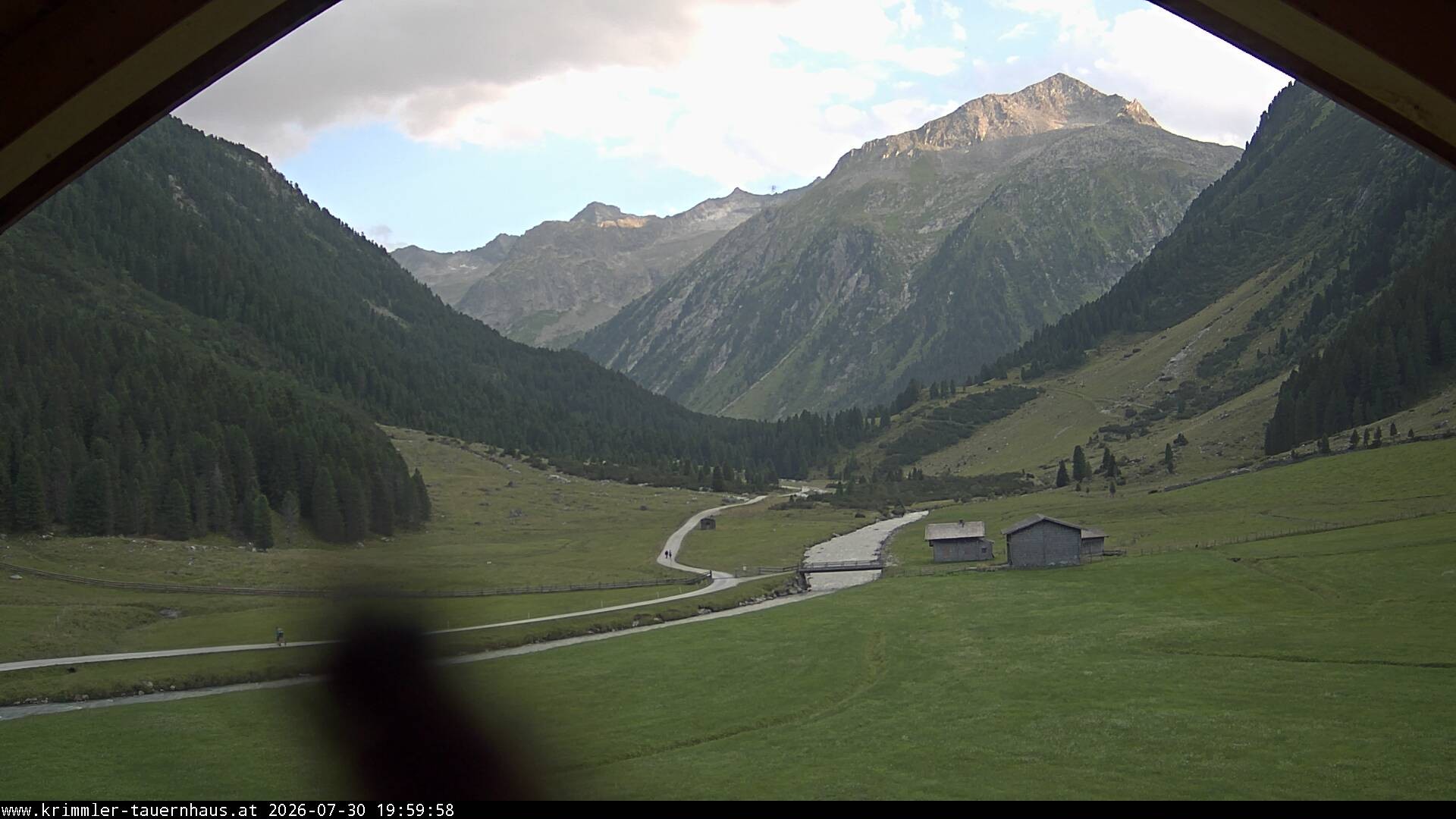 Archiv Foto Webcam Krimmler Tauernhaus Süd (1.622 Meter)