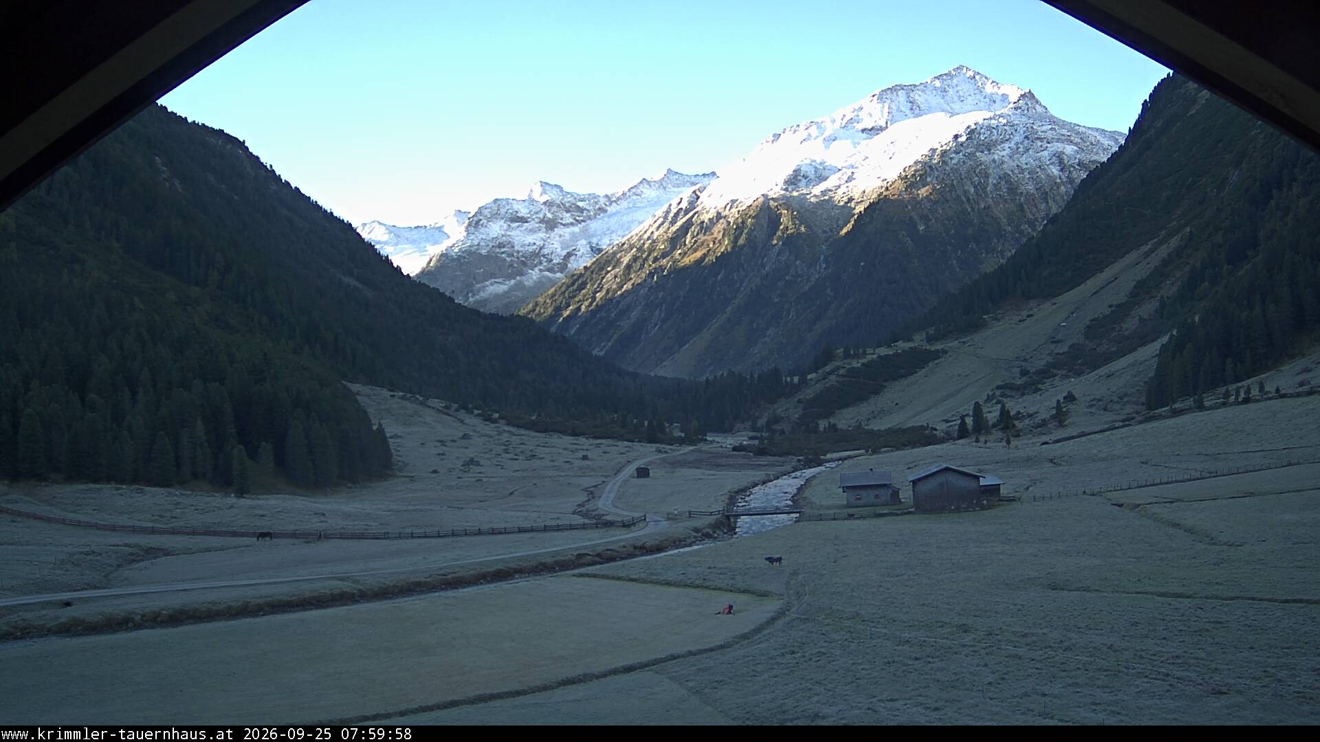 Archiv Foto Webcam Krimmler Tauernhaus Süd (1.622 Meter)