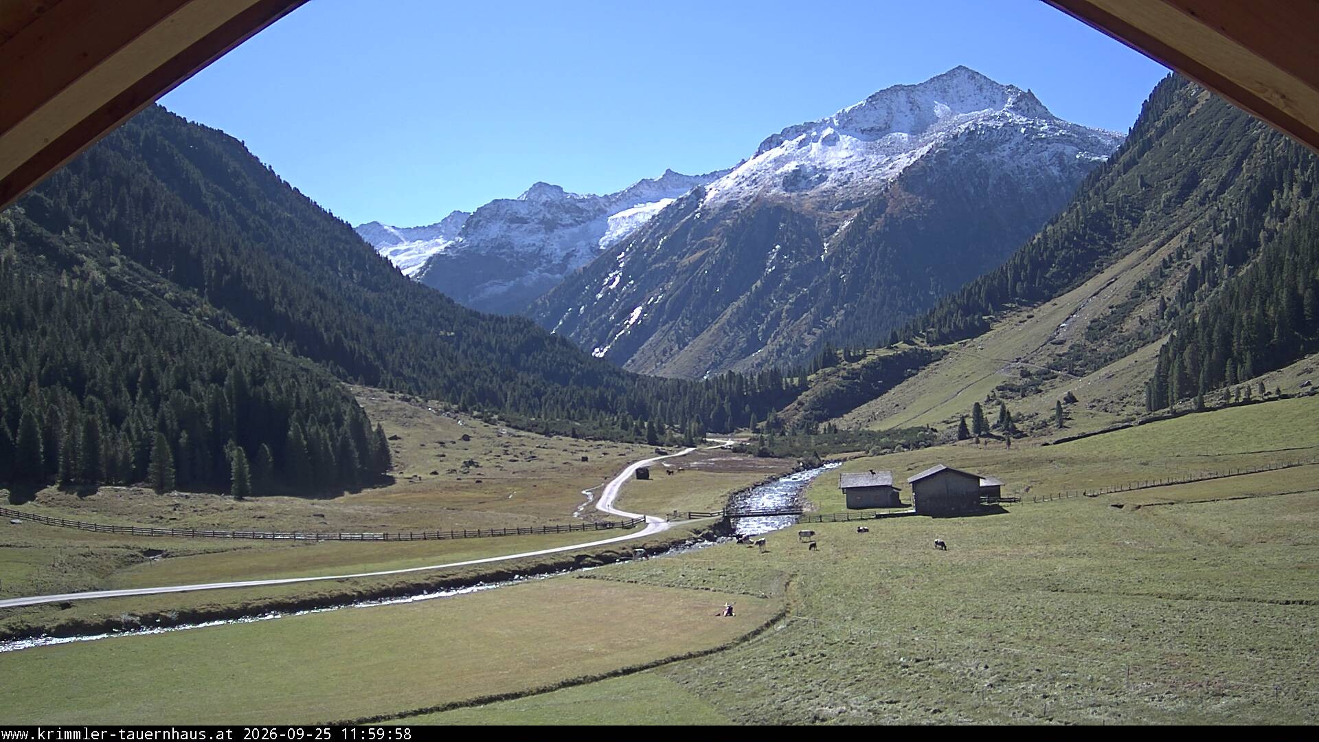 Archiv Foto Webcam Krimmler Tauernhaus Süd (1.622 Meter)