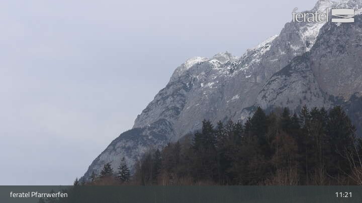 Archiv Foto Webcam Burg Hohenwerfen im Salzburger Land
