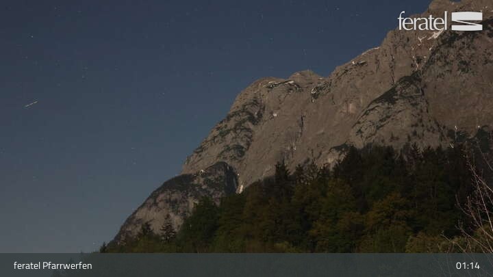 Archiv Foto Webcam Burg Hohenwerfen im Salzburger Land