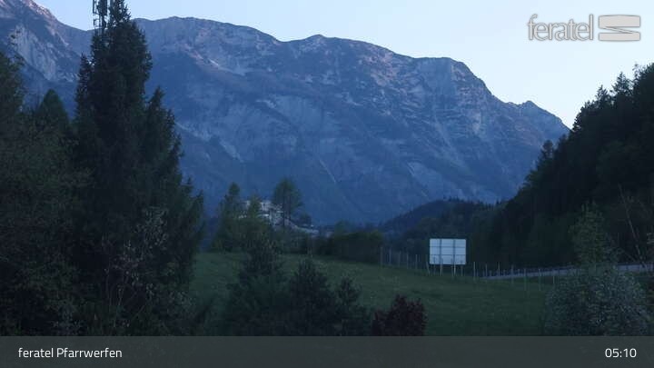 Archiv Foto Webcam Burg Hohenwerfen im Salzburger Land