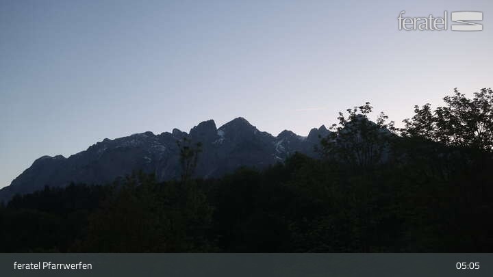 Archiv Foto Webcam Burg Hohenwerfen im Salzburger Land