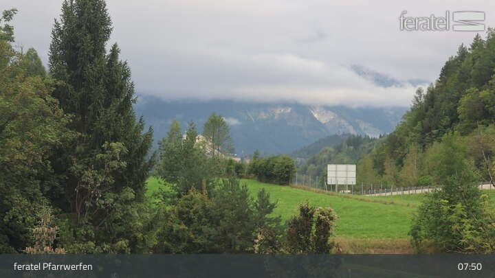 Archiv Foto Webcam Burg Hohenwerfen im Salzburger Land