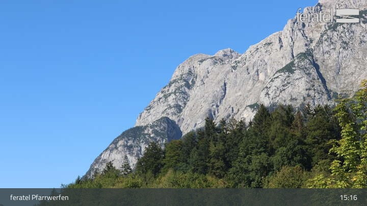 Archiv Foto Webcam Burg Hohenwerfen im Salzburger Land