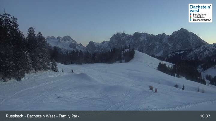Archiv Foto Webcam Russbach - Dachstein West - Snowpark