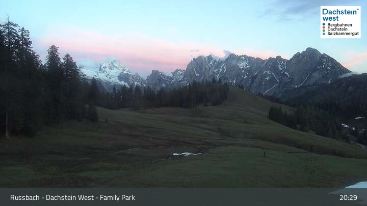 Archived image Webcam Russbach - Dachstein West - Terrain Park