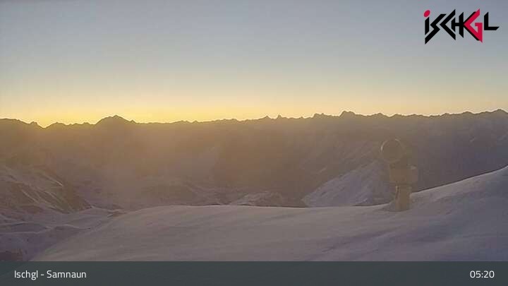 Archived image Webcam Greitspitze (2.872m)