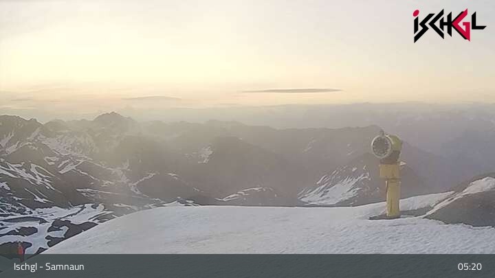 Archived image Webcam Greitspitze (2.872m)