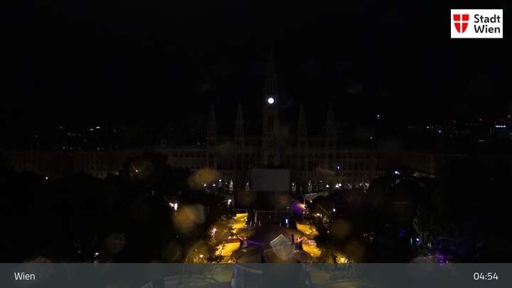 Archived image Webcam Vienna - Burgtheater