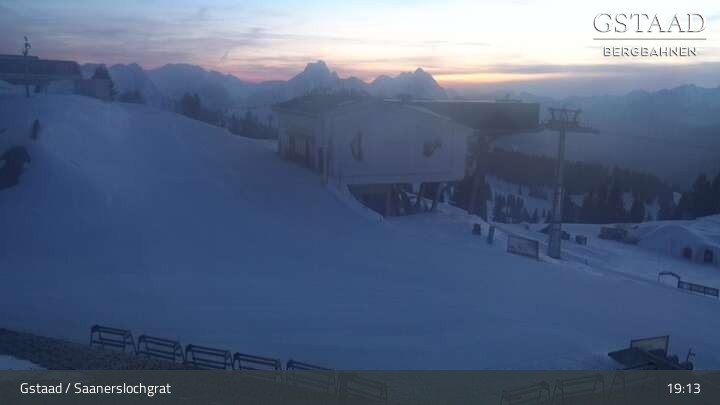 Archiv Foto Webcam Saanerslochgrat (1.937m)