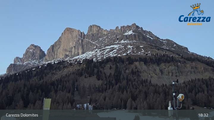 Archiv Foto Webcam Pra di Tori